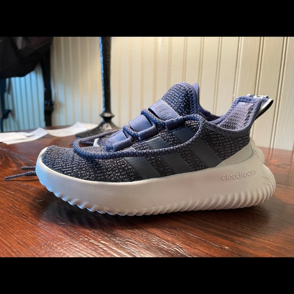 Adidas cloud foams - Picture 1 of 4